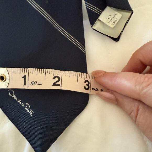 OSCAR de la RENTA | Vintage Navy Blue Classic Striped Tie Preppy, - Picture 3 of 4